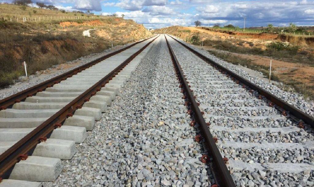 Terminal Ferroviário em Cuiabá: Uma Estratégia Vital para Impulsionar a Economia Local Terminal Ferroviário em Cuiabá: Uma Estratégia Vital para Impulsionar a Economia Local