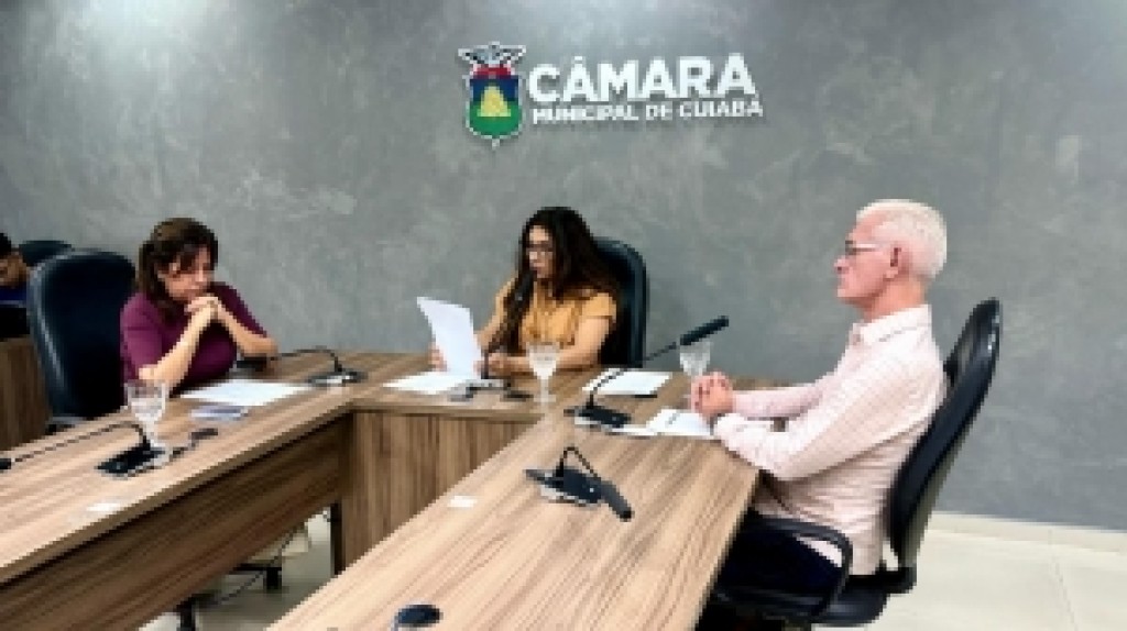 Vereadora Michelly Alencar Celebra Novo Marco na Educação em Cuiabá Vereadora Michelly Alencar Celebra Novo Marco na Educação em Cuiabá