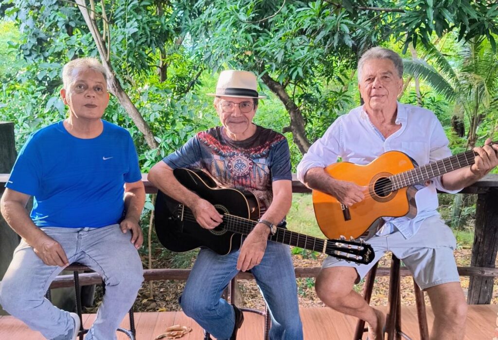 Cantos do Vale: Reencontro Musical de Artistas do Araguaia Cantos do Vale: Reencontro Musical de Artistas do Araguaia