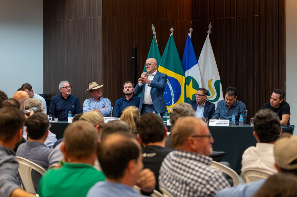 Congelamento do Fethab e Fim da Cobrança do Fethab 2: Decisões do Governador Impactam o Setor Agropecuário Congelamento do Fethab e Fim da Cobrança do Fethab 2: Decisões do Governador Impactam o Setor Agrope
