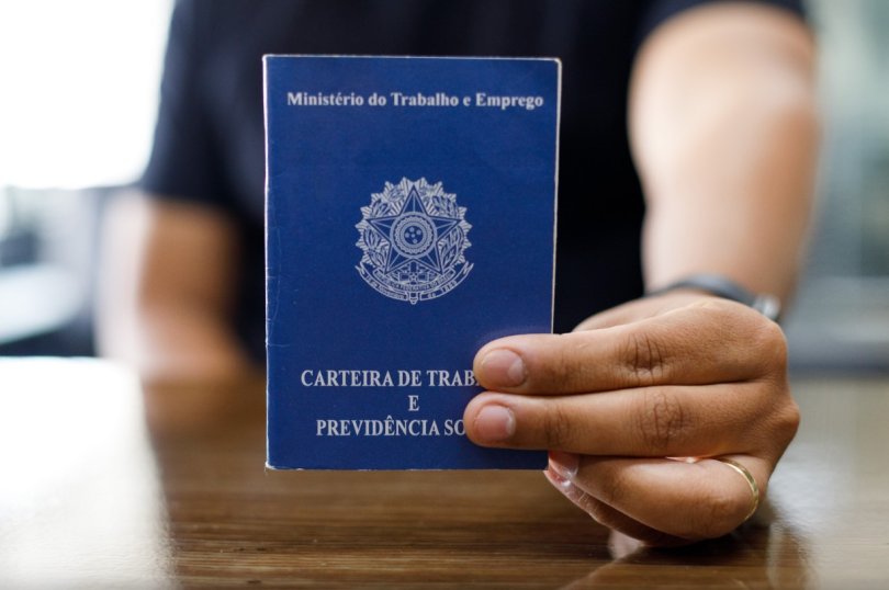Cuiabá Oferece Vagas de Emprego: Destaque para Montador de Móveis com Salário de R$ 3 mil Cuiabá Oferece Vagas de Emprego: Destaque para Montador de Móveis com Salário de R$ 3 mil
