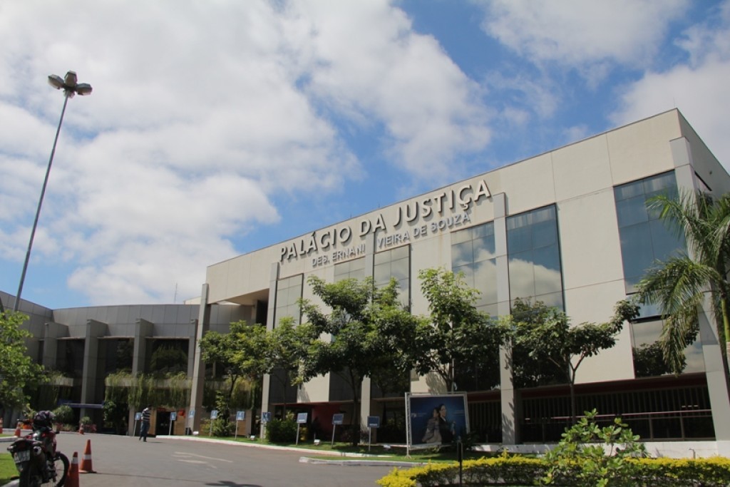 Escola Particular em Cuiabá é Condenada a Pagar R$ 8 mil por Recusa de Matrícula a Aluno com TEA Escola Particular em Cuiabá é Condenada a Pagar R$ 8 mil por Recusa de Matrícula a Aluno com TEA