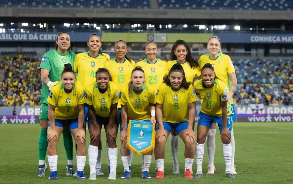 Governo de MT Investe R$ 7 Milhões para Impulsionar o Futebol Feminino Governo de MT Investe R$ 7 Milhões para Impulsionar o Futebol Feminino