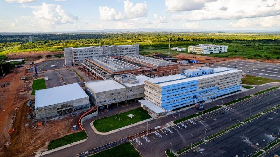 Novo Secretário de Saúde de MT Destaca Riscos da Transferência do Hospital Júlio Müller Novo Secretário de Saúde de MT Destaca Riscos da Transferência do Hospital Júlio Müller