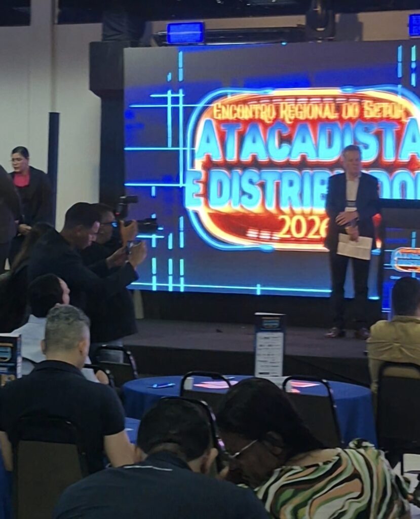 Prefeita de Várzea Grande é Deixada de Lado em Evento do Setor Atacadista Prefeita de Várzea Grande é Deixada de Lado em Evento do Setor Atacadista