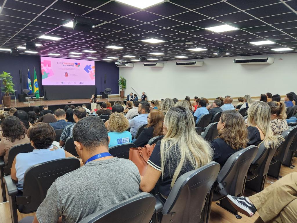 Seduc Introduz Pós-Graduação para Capacitar Educadores no Atendimento a Alunos com TEA em Mato Grosso Seduc Introduz Pós-Graduação para Capacitar Educadores no Atendimento a Alunos com TEA em Mato Gross