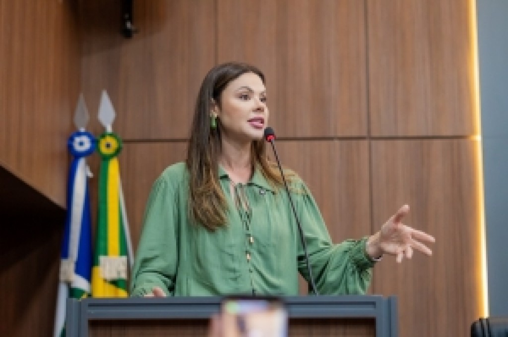 Vereadora Michelly Alencar Enfatiza a Importância da Santa Casa para a Saúde Pública em Cuiabá Vereadora Michelly Alencar Enfatiza a Importância da Santa Casa para a Saúde Pública em Cuiabá