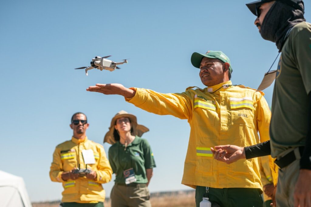 Indígenas Utilizam Drones para Combater Incêndios Florestais em Mato Grosso
