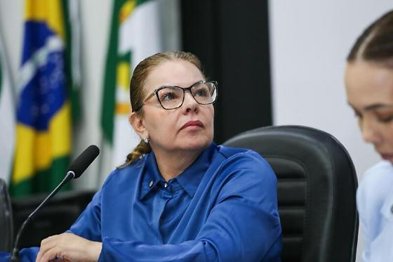 Possibilidade de Reeleição de Paula Calil na Câmara de Cuiabá Gera Debate Jurídico Possibilidade de Reeleição de Paula Calil na Câmara de Cuiabá Gera Debate Jurídico