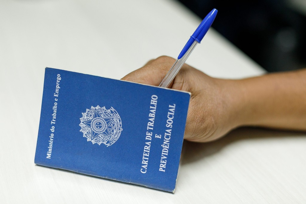 Prefeitura de Cuiabá Abre 184 Vagas de Emprego nesta Sexta-feira Prefeitura de Cuiabá Abre 184 Vagas de Emprego nesta Sexta-feira