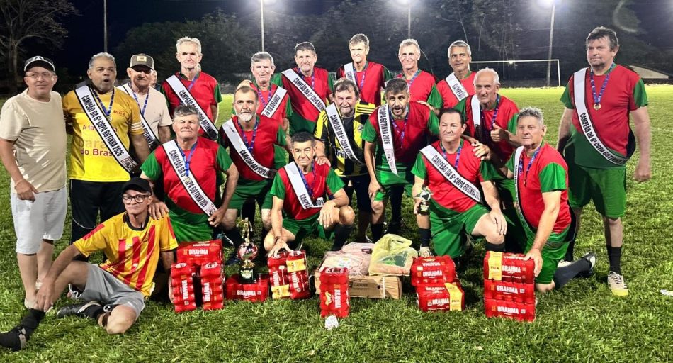 Santa Maria é Campeão da Copa 60tinha: Celebração e Emoção no Barradão Santa Maria é Campeão da Copa 60tinha: Celebração e Emoção no Barradão