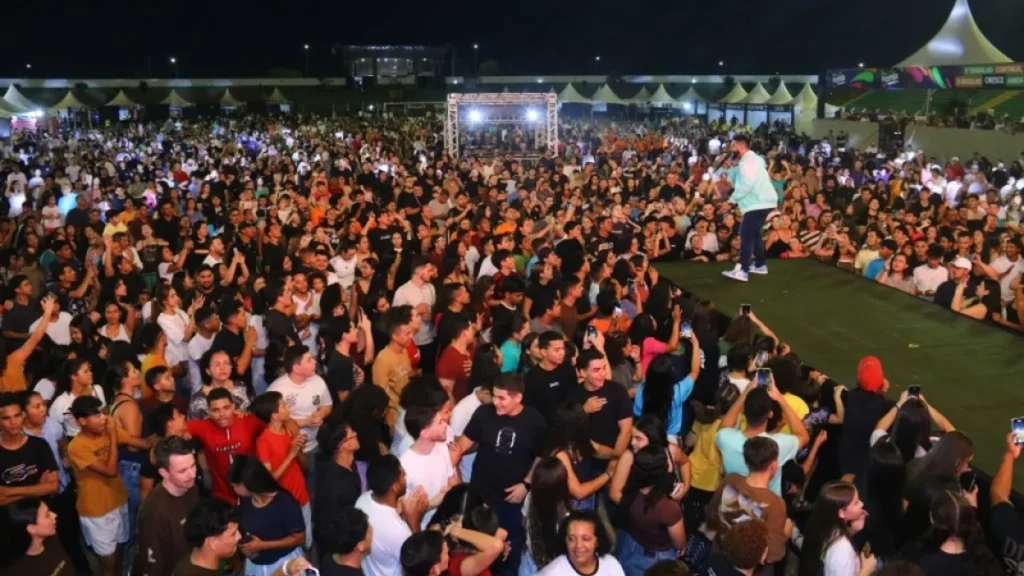 Festeja Sinop movimenta economia local com programação diversificada e shows nacionais Festeja Sinop movimenta economia local com programação diversificada e shows nacionais