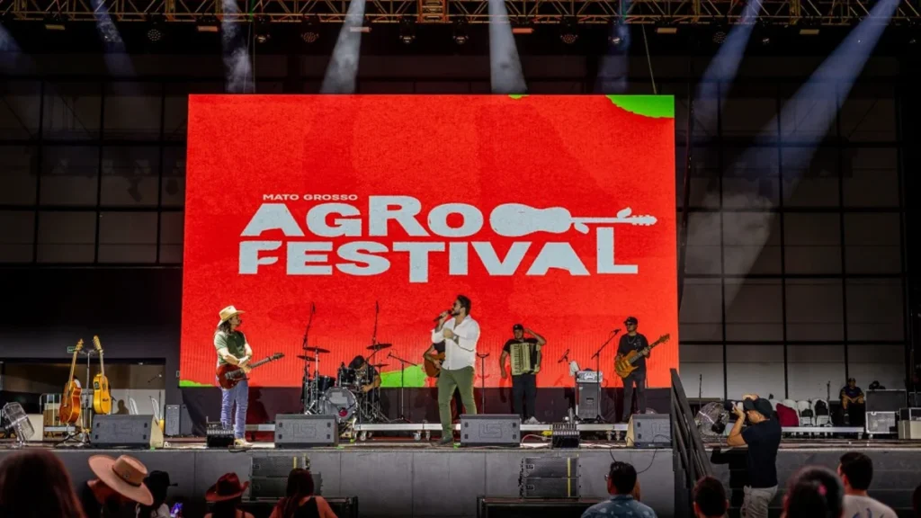 Mato Grosso AgroFestival reúne mais de 200 mil pessoas em estreia marcante Mato Grosso AgroFestival reúne mais de 200 mil pessoas em estreia marcante