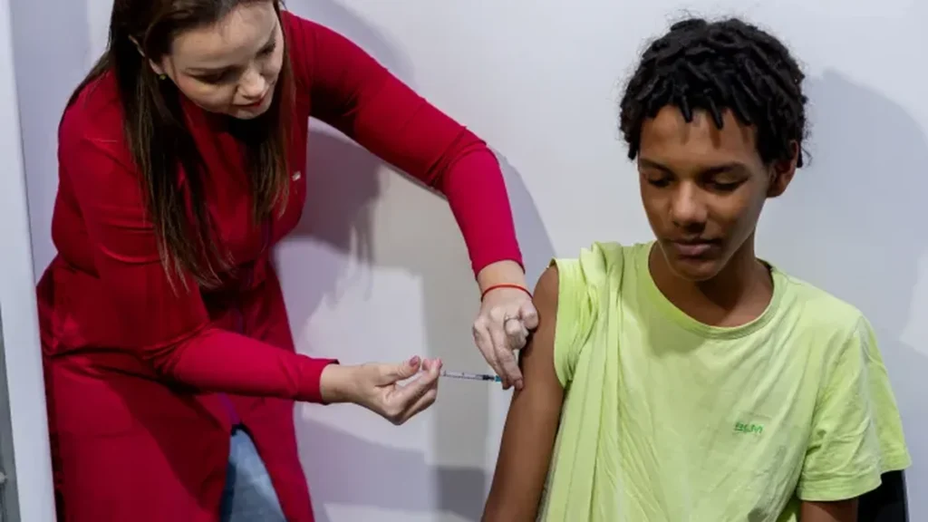 Dia D da Multivacinação amplia imunização infantil e adolescente em Cuiabá
