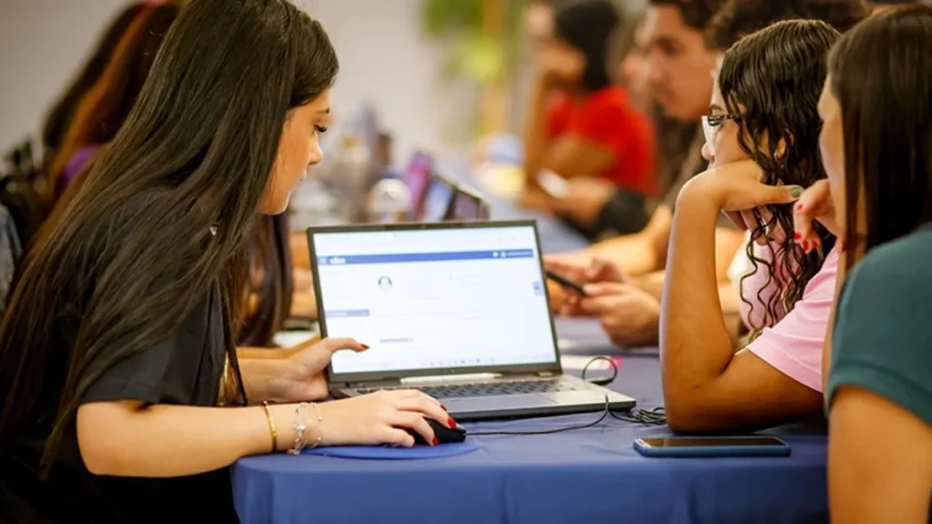 CIEE oferece 191 vagas de estágio em Mato Grosso para estudantes de diversas áreas CIEE oferece 191 vagas de estágio em Mato Grosso para estudantes de diversas áreas