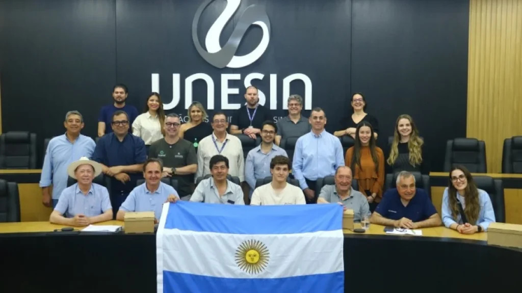 Sinop recebe comitiva argentina e destaca potencial econômico para parcerias comerciais Sinop recebe comitiva argentina e destaca potencial econômico para parcerias comerciais