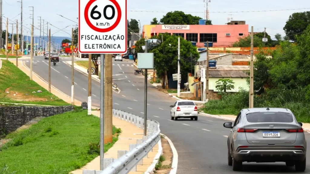 Projeto de Lei propõe transparência sobre arrecadação de multas por radares em Cuiabá