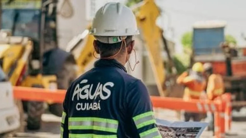 Águas Cuiabá investe R$ 28 milhões na renovação de 20 km de redes para reforçar abastecimento Águas Cuiabá investe R$ 28 milhões na renovação de 20 km de redes para reforçar abastecimento