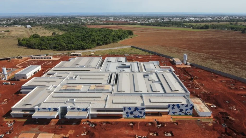 Avanço das Obras em Hospitais Estaduais de Mato Grosso com Investimento de R$ 600 Milhões Avanço das Obras em Hospitais Estaduais de Mato Grosso com Investimento de R$ 600 Milhões