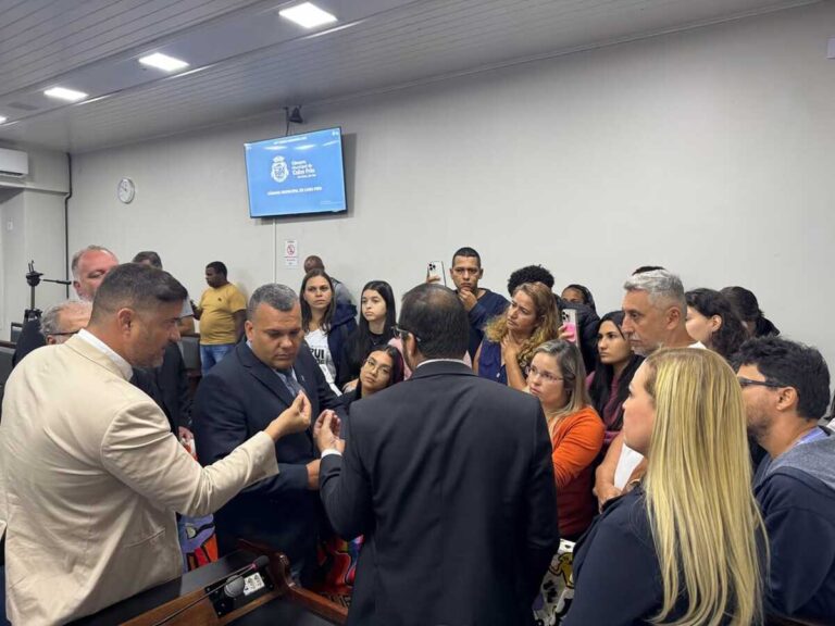 Cabo Frio: Debate sobre o fechamento do Colégio Rui Barbosa gera mobilização Imagem do artigo