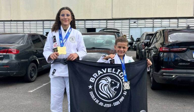 Irmãos de Cabo Frio Brilham no Jiu Jitsu: 82 Títulos e Cinturões em Dois Anos Imagem do artigo