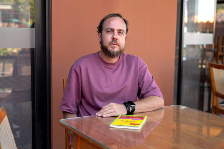 Victor P. Viana Lança ‘O Homem que Vomitava Sapos’ em Evento Gratuito no Espaço Cultural Imagem do artigo