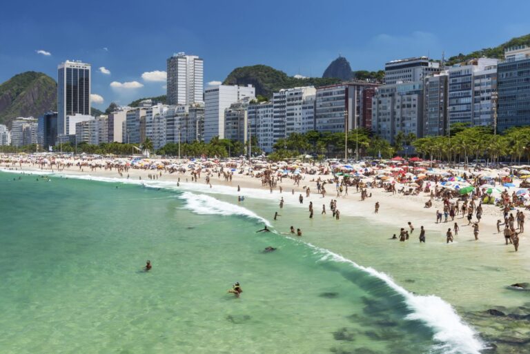 Rio de Janeiro brilha no ‘Oscar do Turismo’ com três prêmios no World Travel Awards Imagem do artigo