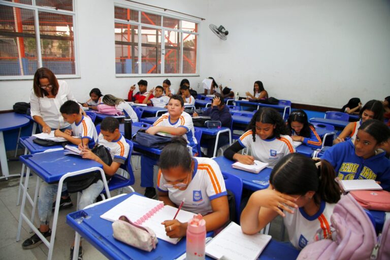 Educação Financeira em Alta: Nova Iguaçu Brilha na Olimpíada Nacional