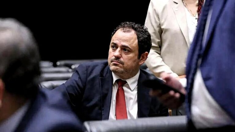 Glauber Braga Considera Disputa pelo Governo do Rio de Janeiro em 2026 Glauber Braga Considera Disputa pelo Governo do Rio de Janeiro em 2026