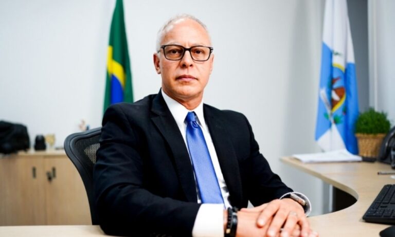 Secretário do RJ Defende Plano de Segurança e Rebate Críticas da PF Imagem do artigo