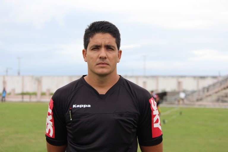 Afro Rocha e Schumacher Marques: Destaques da Pré-Temporada da Arbitragem da CBF Afro Rocha e Schumacher Marques: Destaques da Pré-Temporada da Arbitragem da CBF