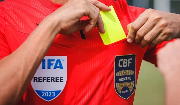 CBF Lança Programa Inédito de Profissionalização para Árbitros de Futebol CBF Lança Programa Inédito de Profissionalização para Árbitros de Futebol