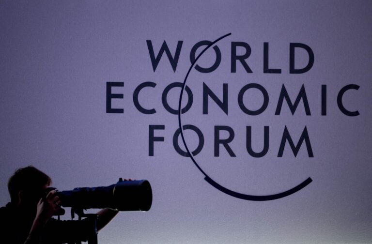 Crescimento Rápido da Fortuna dos Bilionários: Oxfam Revela Aumento de US$ 2,5 Trilhões em 2024 Crescimento Rápido da Fortuna dos Bilionários: Oxfam Revela Aumento de US$ 2,5 Trilhões em 2024