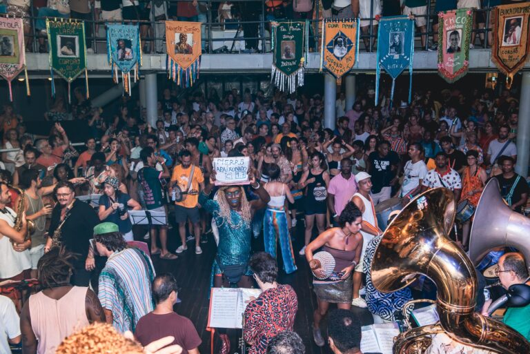 Festival CasaBloco e Encontros Musicais: O que Esperar do Carnaval no Rio em 2026 Festival CasaBloco e Encontros Musicais: O que Esperar do Carnaval no Rio em 2026