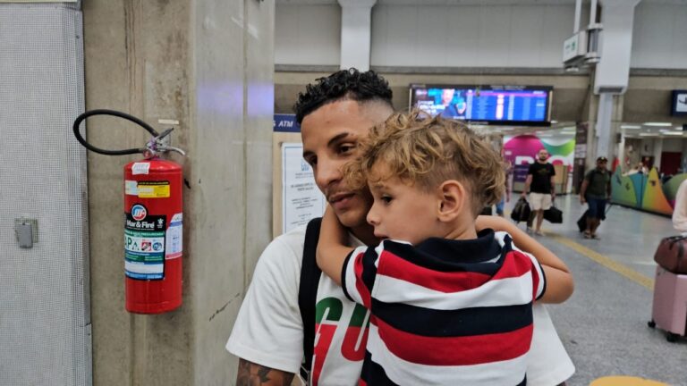 Guilherme Arana Chega ao Fluminense: Novo Desafio no Maracanã