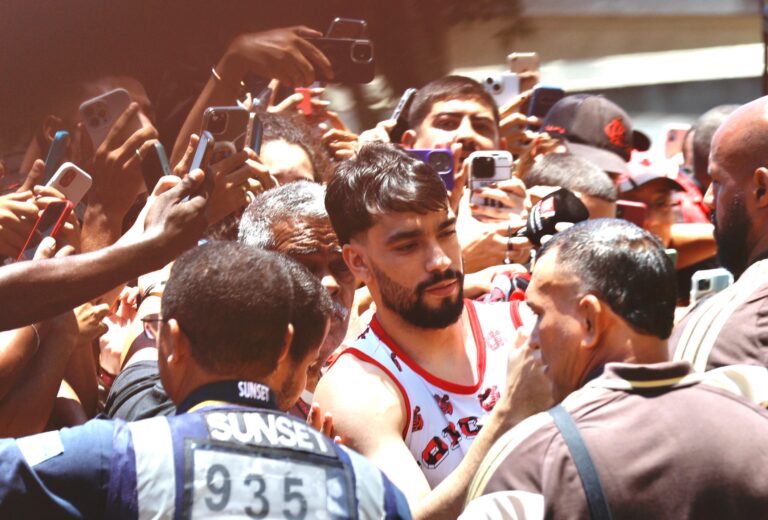 Lucas Paquetá Retorna ao Flamengo e Emociona Torcida com Declaração Lucas Paquetá Retorna ao Flamengo e Emociona Torcida com Declaração