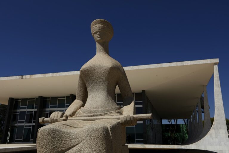 STF Avança em Julgamentos Relacionados ao 8 de Janeiro: 346 Ações Pendentes