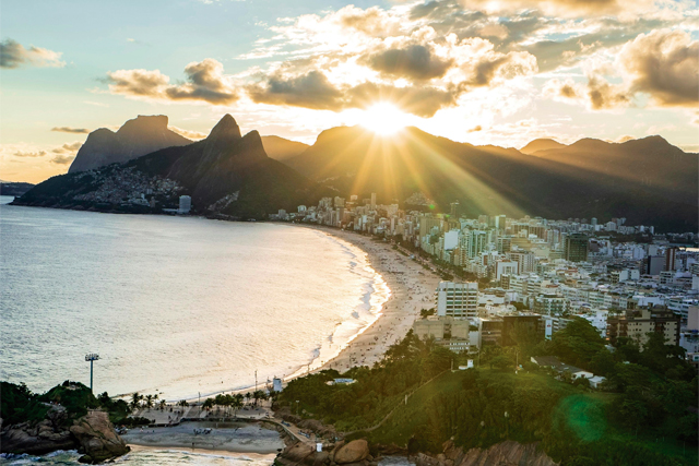 Turismo no Brasil: Crescimento Impressionante e Oportunidades Inexploradas Turismo no Brasil: Crescimento Impressionante e Oportunidades Inexploradas