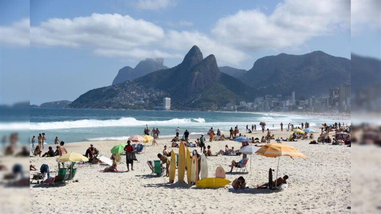 Turismo no Verão de 2026 no Rio deve Gerar R$ 12,8 Bilhões na Economia Turismo no Verão de 2026 no Rio deve Gerar R$ 12,8 Bilhões na Economia