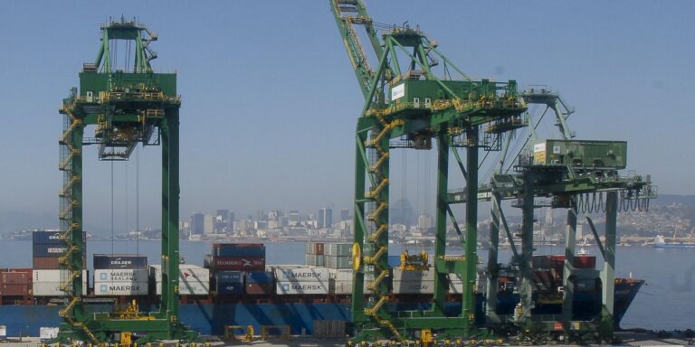 Crescimento da Economia Brasileira em 2025: 2,2% de Alta, Segundo FGV Crescimento da Economia Brasileira em 2025: 2,2% de Alta, Segundo FGV