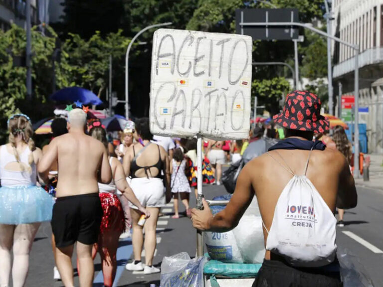 Crescimento de 45% em Ambulantes MEI: Um Marco em 2 Anos