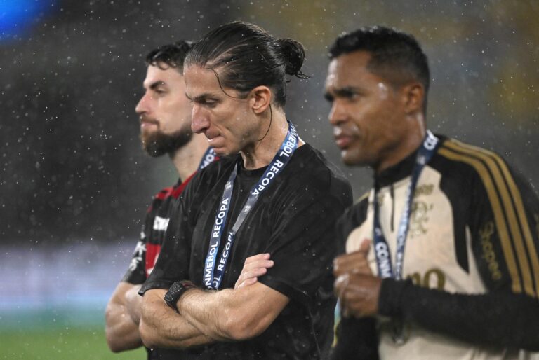 Crise no Flamengo: Filipe Luís sob pressão e decisões polêmicas em 2026