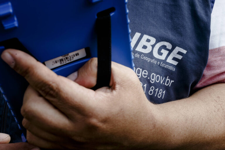 Crise no IBGE: Desafios e Credibilidade em Meio a Controvérsias Crise no IBGE: Desafios e Credibilidade em Meio a Controvérsias