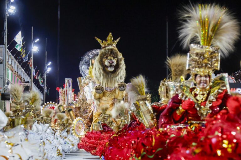 Escolas de Samba que Retornam ao Sábado das Campeãs do Carnaval 2026 do RJ Escolas de Samba que Retornam ao Sábado das Campeãs do Carnaval 2026 do RJ