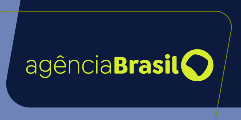 Exposição 'Dobras e Desdobras' Reflete a Violência Contra Mulheres no Rio de Janeiro