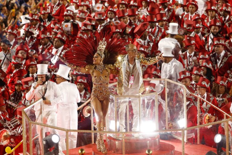 Viradouro Conquista o Título de Campeã do Carnaval do Rio de Janeiro 2026 Viradouro Conquista o Título de Campeã do Carnaval do Rio de Janeiro 2026