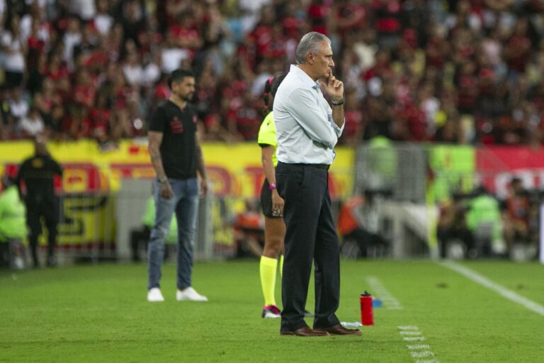 Encontros e Despedidas: Jardim, Tite e Gerson em Ação no Clássico Flamengo e Cruzeiro Encontros e Despedidas: Jardim, Tite e Gerson em Ação no Clássico Flamengo e Cruzeiro