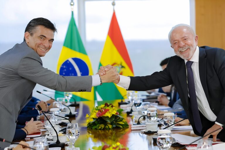 Lula Enfatiza a Necessidade de Integração da América Latina para Prosperidade Regional Lula Enfatiza a Necessidade de Integração da América Latina para Prosperidade Regional