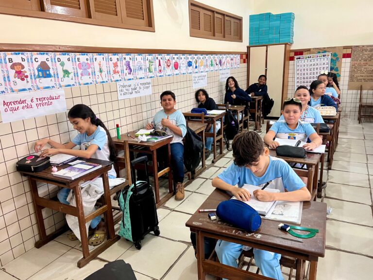 Mais de 20 mil Estudantes da Rede Pública Municipal Retornam às Aulas em Rio Branco