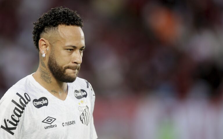 Neymar Expressa Frustração por Não Ser Convocado, mas Acredita na Copa: ‘O Sonho Continua’ Neymar Expressa Frustração por Não Ser Convocado, mas Acredita na Copa: 'O Sonho Continua'